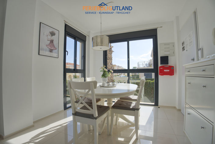Image No.13-3 Bed Townhouse for sale