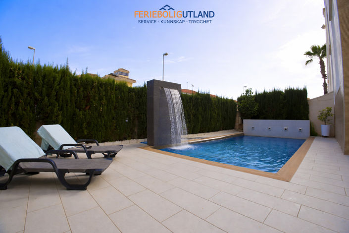 Image No.2-3 Bed Townhouse for sale