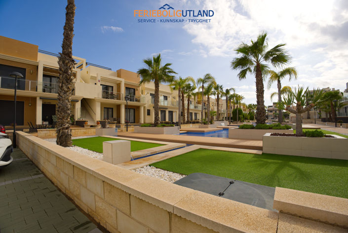 Image No.36-3 Bed Townhouse for sale