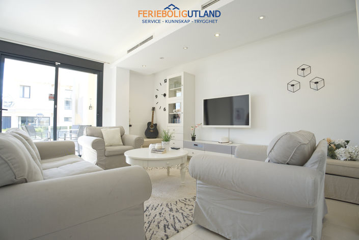 Image No.4-3 Bed Townhouse for sale