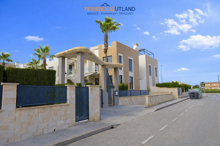 Image No.6-3 Bed Townhouse for sale