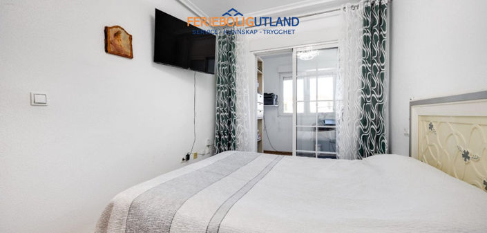 Image No.10-3 Bed Townhouse for sale