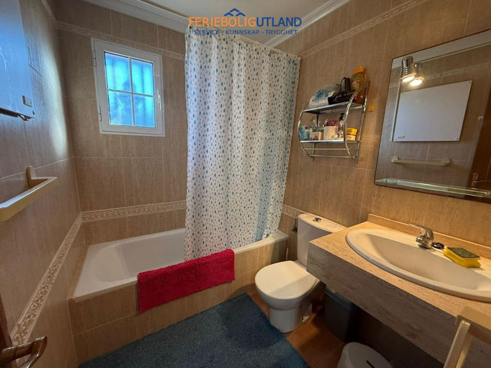 Image No.14-3 Bed Bungalow for sale