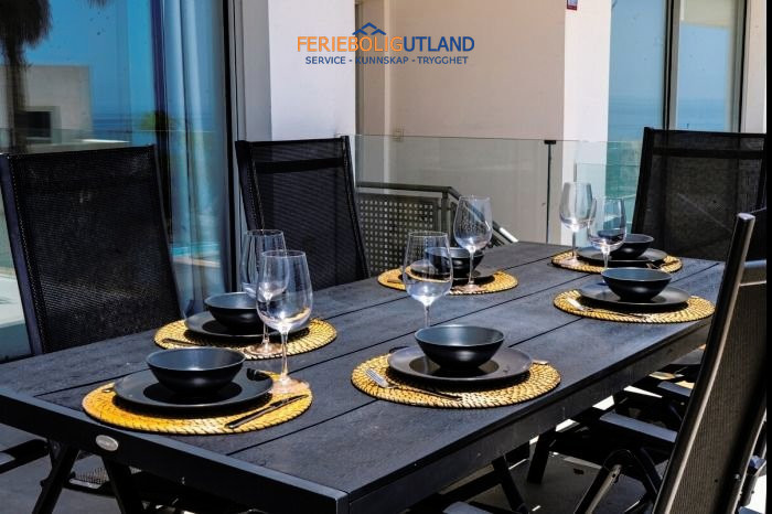 Image No.27-5 Bed Villa for sale