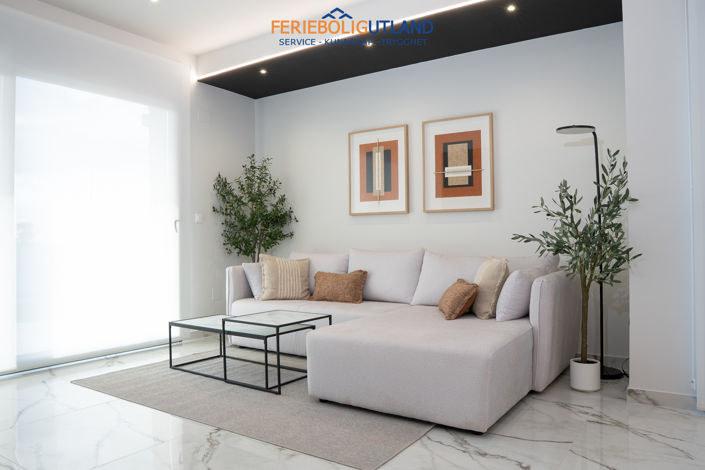 Image No.2-3 Bed Villa for sale