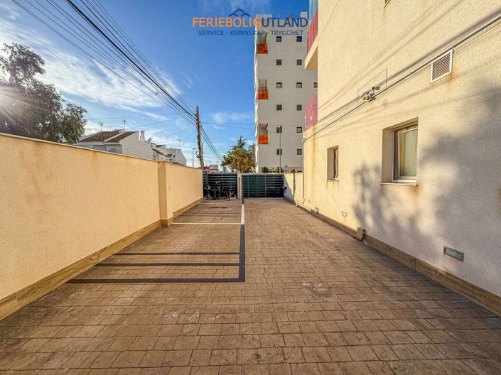 Image No.19-2 Bed Apartment for sale