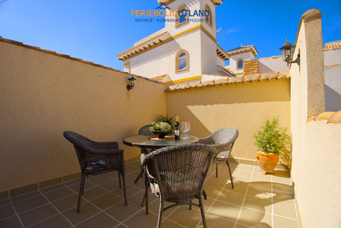 Image No.10-3 Bed Villa for sale