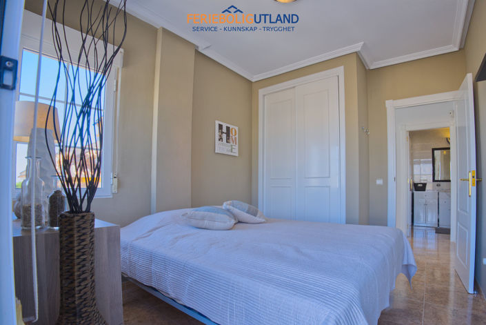 Image No.31-3 Bed Villa for sale