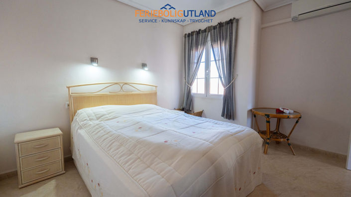 Image No.13-3 Bed Townhouse for sale