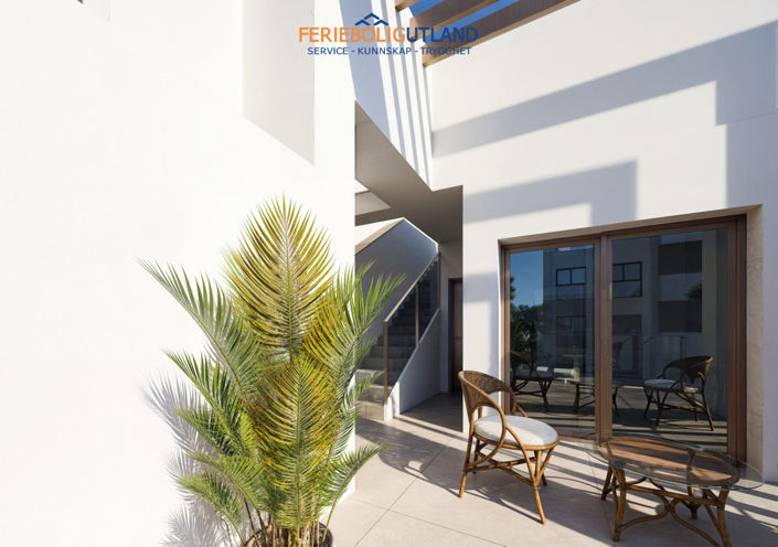 Image No.16-3 Bed Townhouse for sale