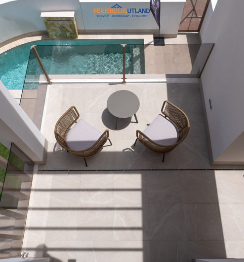 Image No.35-3 Bed Townhouse for sale