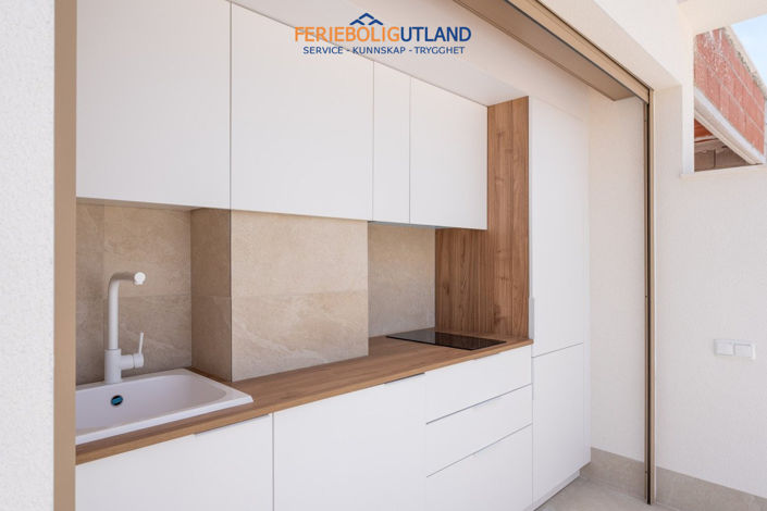 Image No.36-3 Bed Townhouse for sale