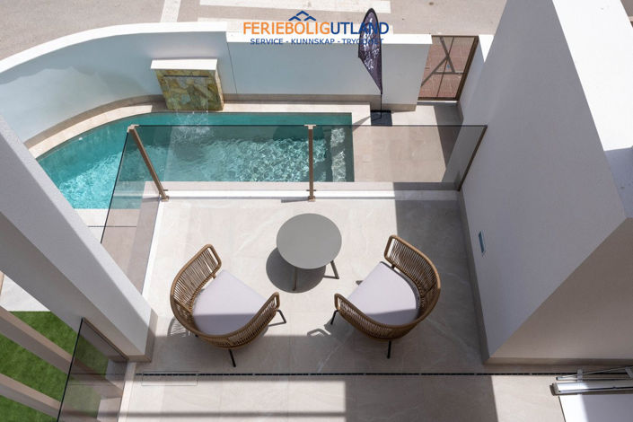 Image No.38-3 Bed Townhouse for sale