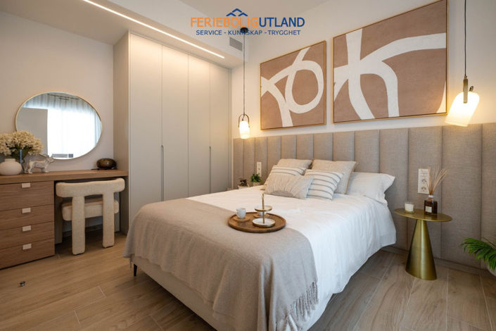 Image No.41-3 Bed Townhouse for sale