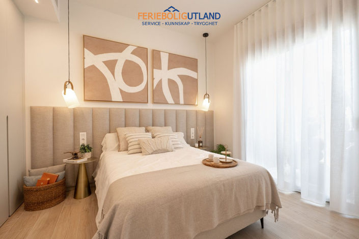 Image No.44-3 Bed Townhouse for sale