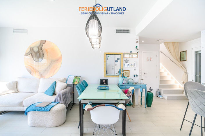 Image No.5-Villa de 3 chambres à vendre à Alicante