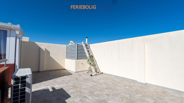 Image No.26-2 Bed Quad for sale