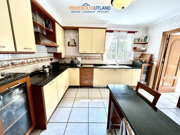 Image No.13-6 Bed Villa for sale