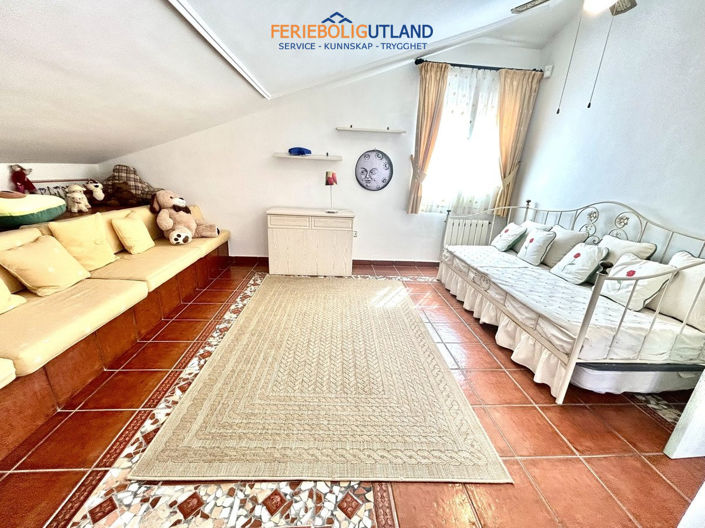 Image No.27-6 Bed Villa for sale