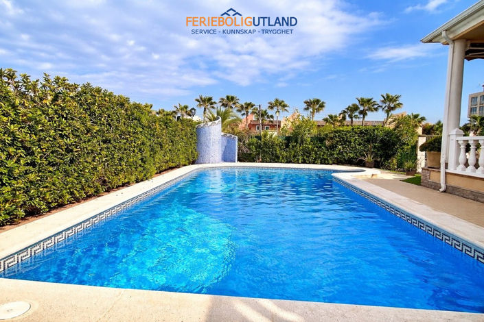 Image No.3-6 Bed Villa for sale