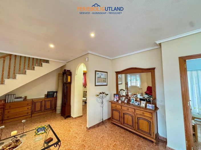 Image No.8-Villa de 3 chambres à vendre à Alicante