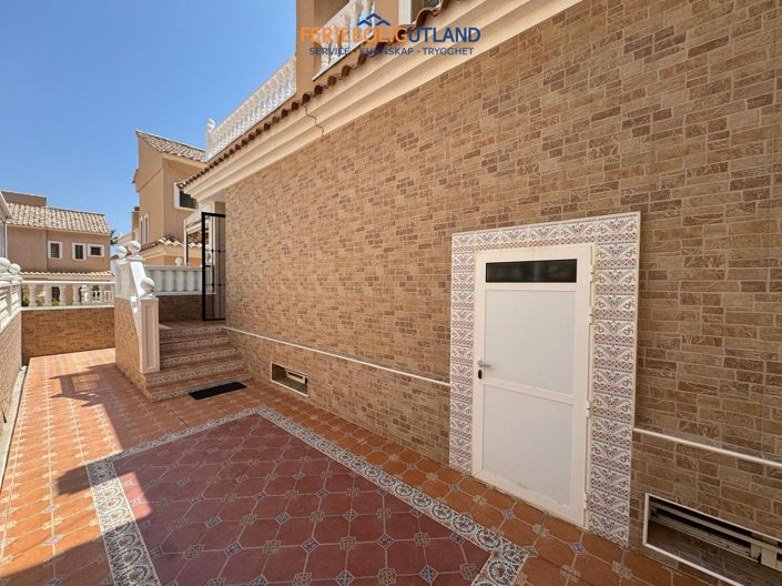 Image No.4-3 Bed Bungalow for sale