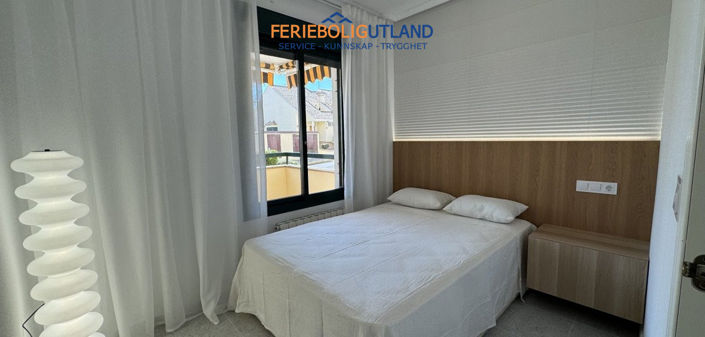 Image No.12-2 Bed Apartment for sale