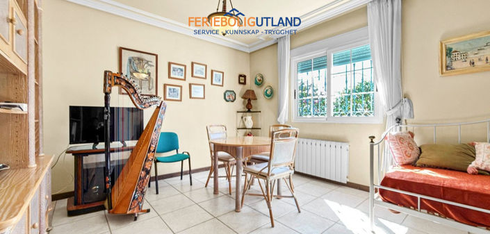 Image No.17-5 Bed Villa for sale