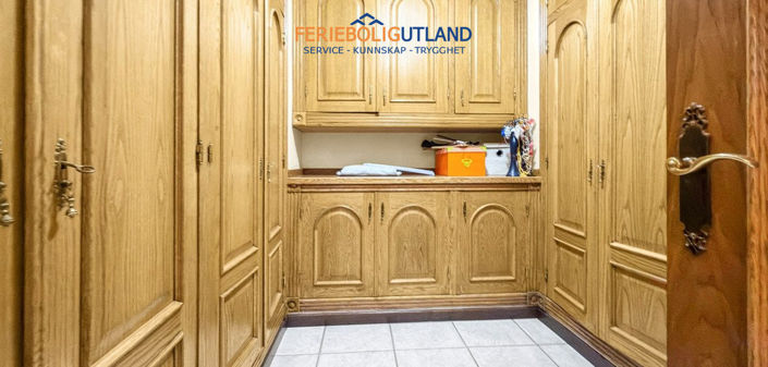 Image No.18-5 Bed Villa for sale