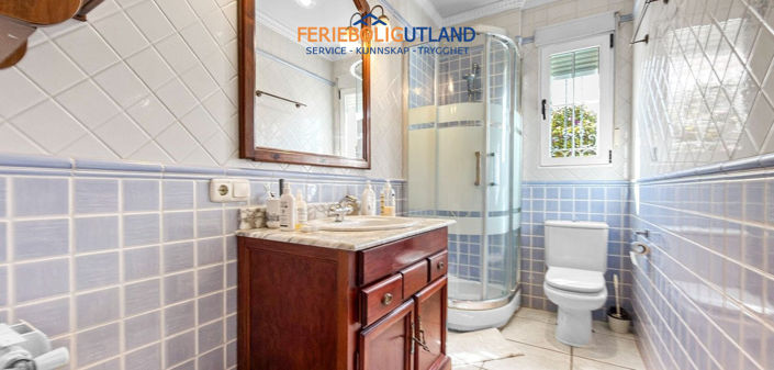 Image No.30-5 Bed Villa for sale