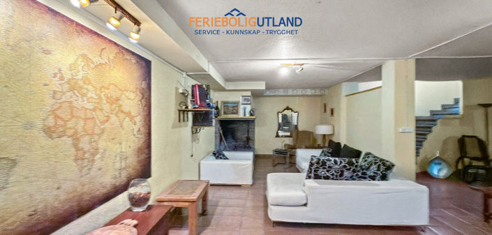 Image No.44-5 Bed Villa for sale