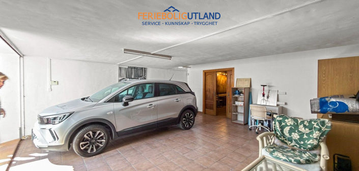 Image No.49-5 Bed Villa for sale