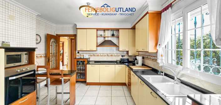 Image No.5-5 Bed Villa for sale