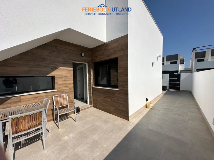 Image No.4-3 Bed Villa for sale