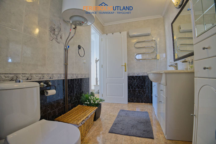 Image No.30-3 Bed Villa for sale