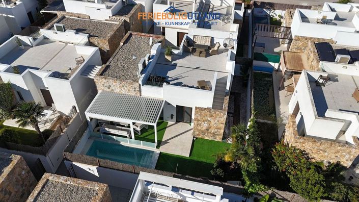 Image No.25-3 Bed Villa for sale