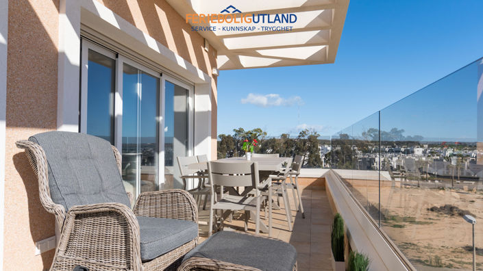 Image No.25-3 Bed Apartment for sale