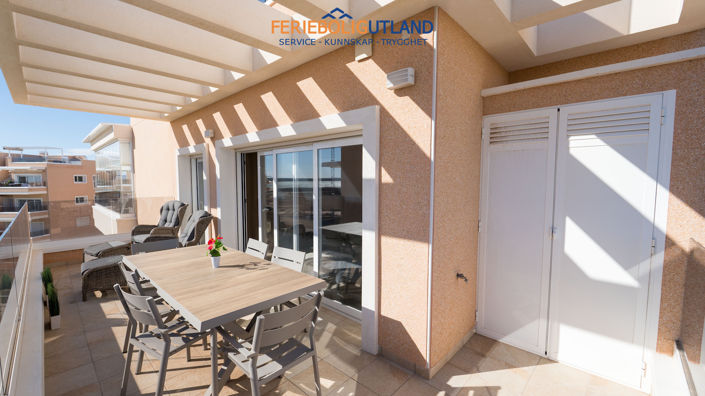 Image No.28-3 Bed Apartment for sale