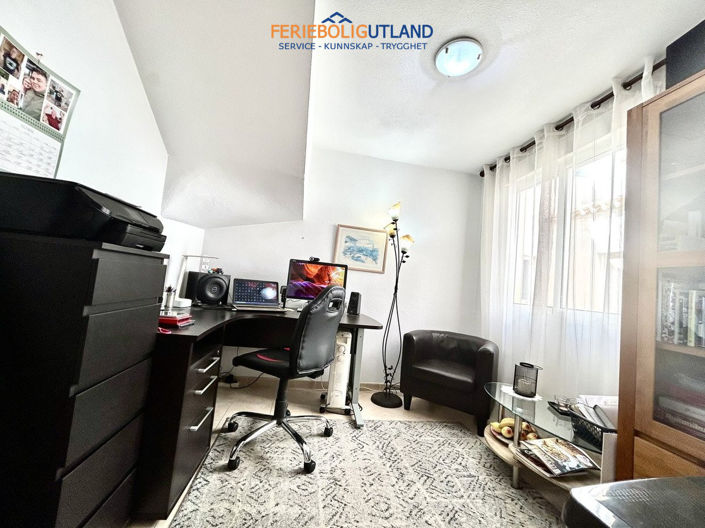 Image No.12-3 Bed Apartment for sale