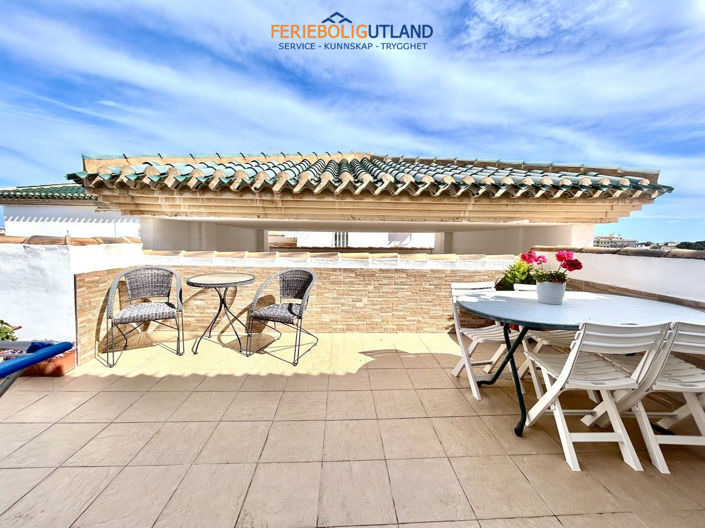 Image No.20-3 Bed Apartment for sale