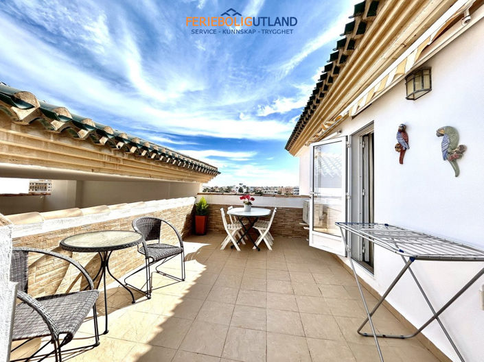 Image No.21-3 Bed Apartment for sale