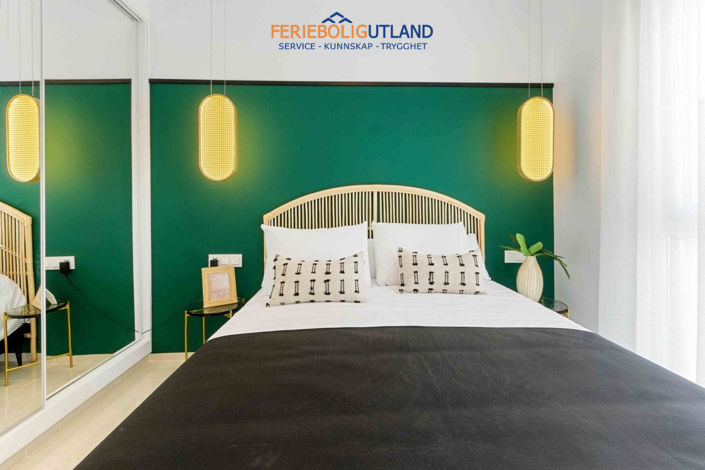 Image No.24-2 Bed Apartment for sale