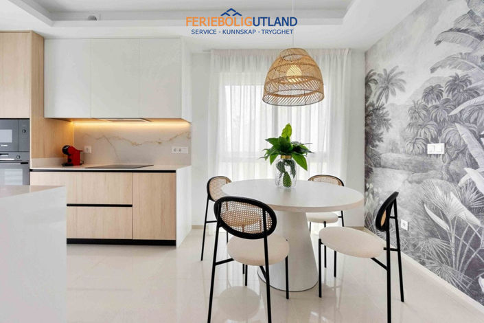 Image No.8-2 Bed Apartment for sale