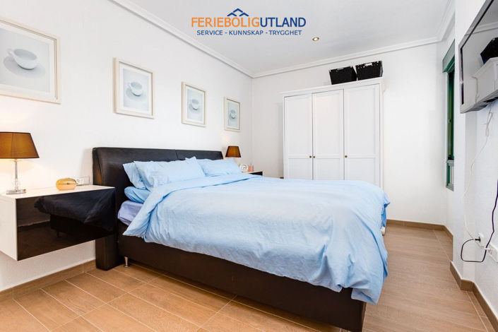 Image No.12-2 Bed Apartment for sale