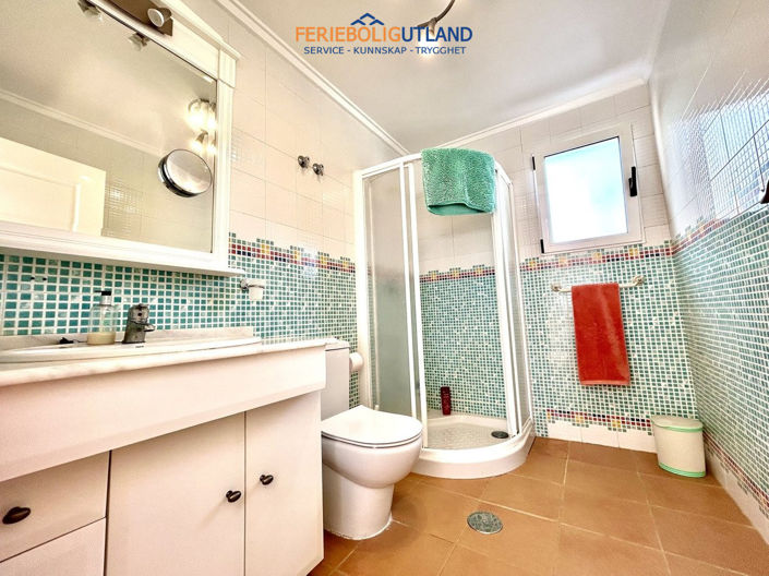 Image No.17-4 Bed Villa for sale