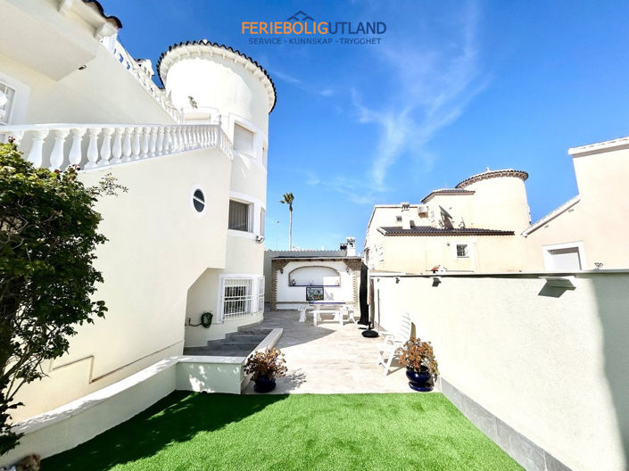 Image No.38-4 Bed Villa for sale