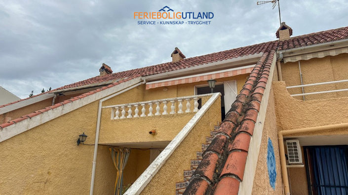 Image No.2-2 Bed Townhouse for sale