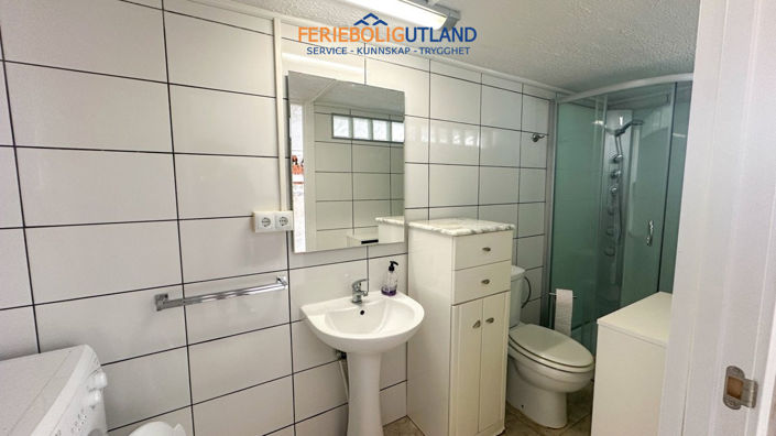 Image No.28-2 Bed Townhouse for sale