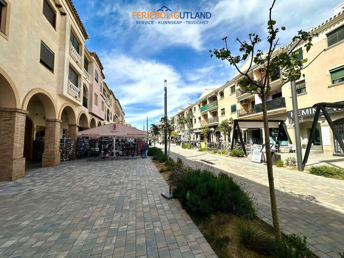 Image No.34-2 Bed Apartment for sale