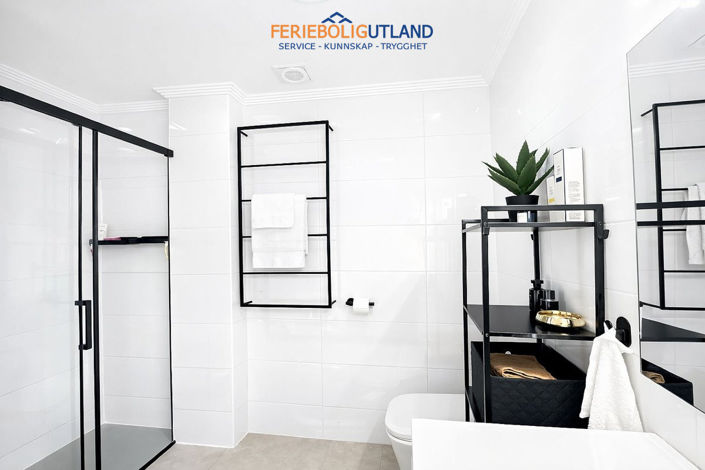 Image No.18-2 Bed Apartment for sale